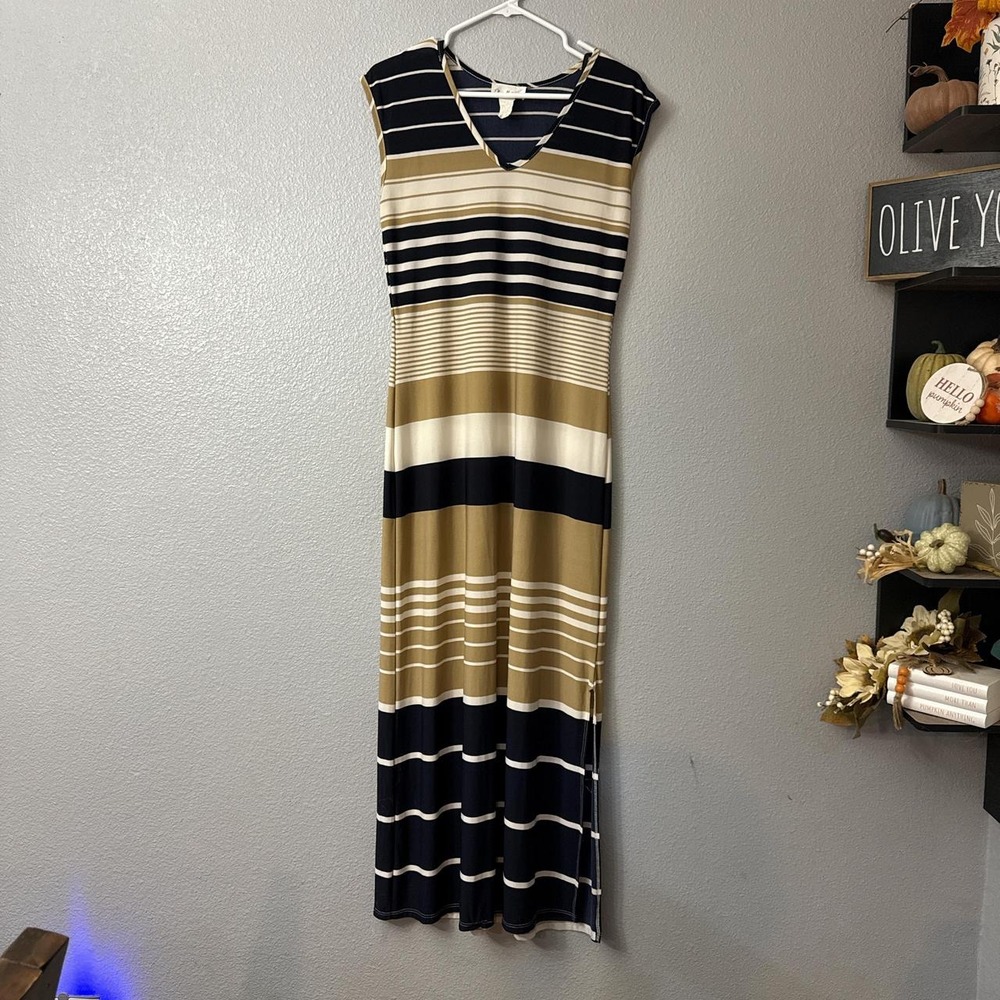 Olivia Matthew's summer Bodycon maxi dress casual